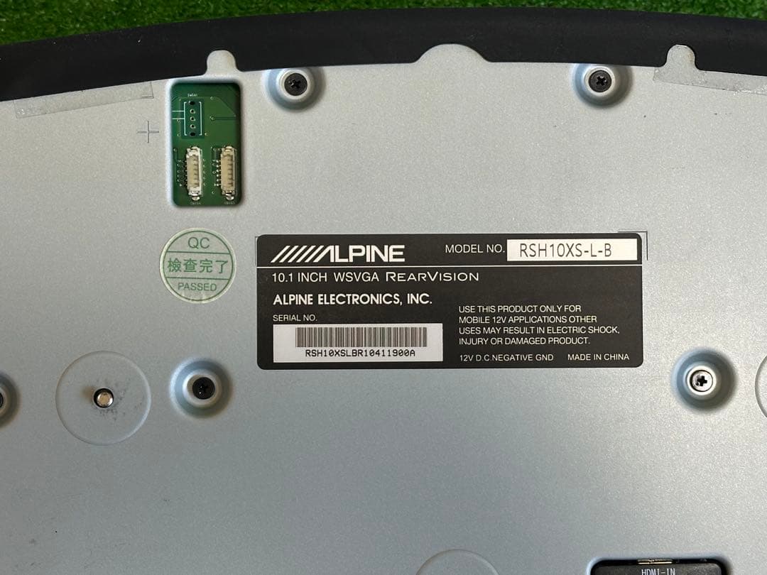 アルパイン RSH10XS-L-B 10.1インチフリップダウンモニターです