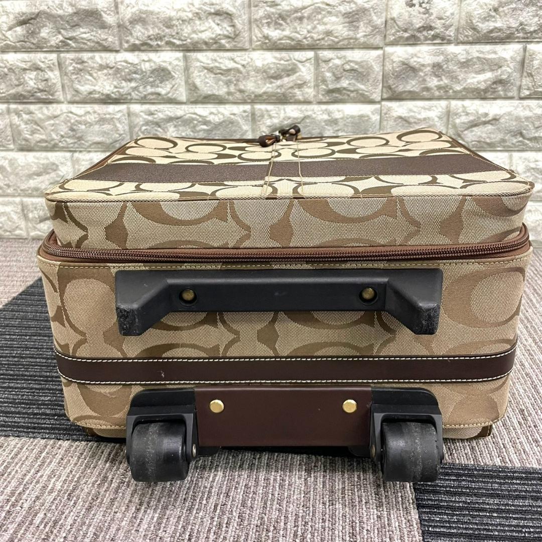 超美品　COACH　コーチ　F77020　キャリーケース　２輪　シグネチャー