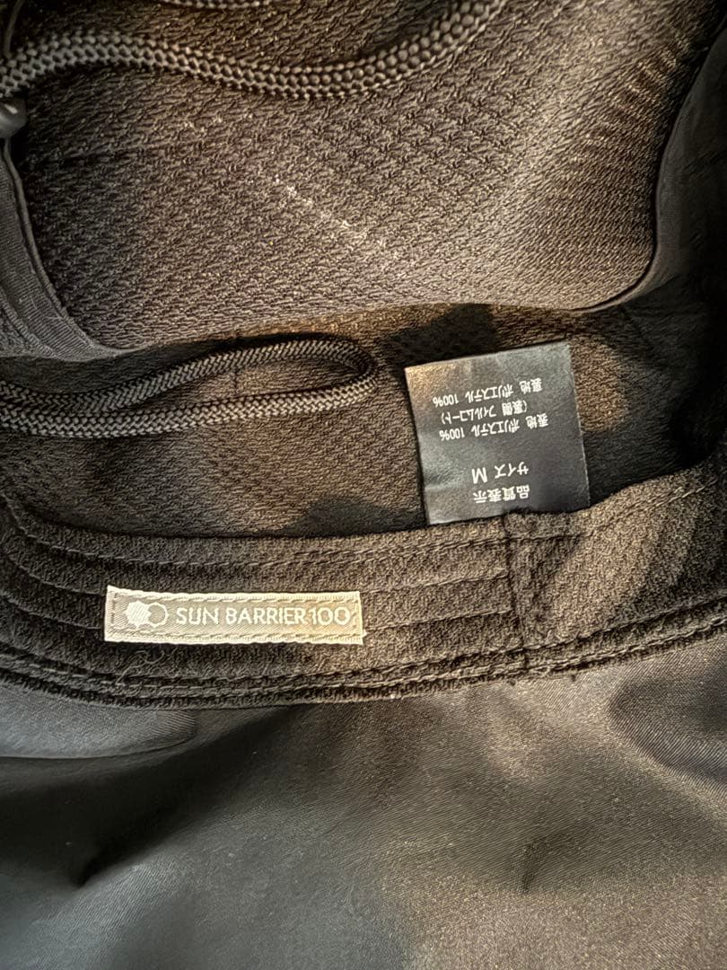 サンバリア100 ナチュラルハット ブラックM