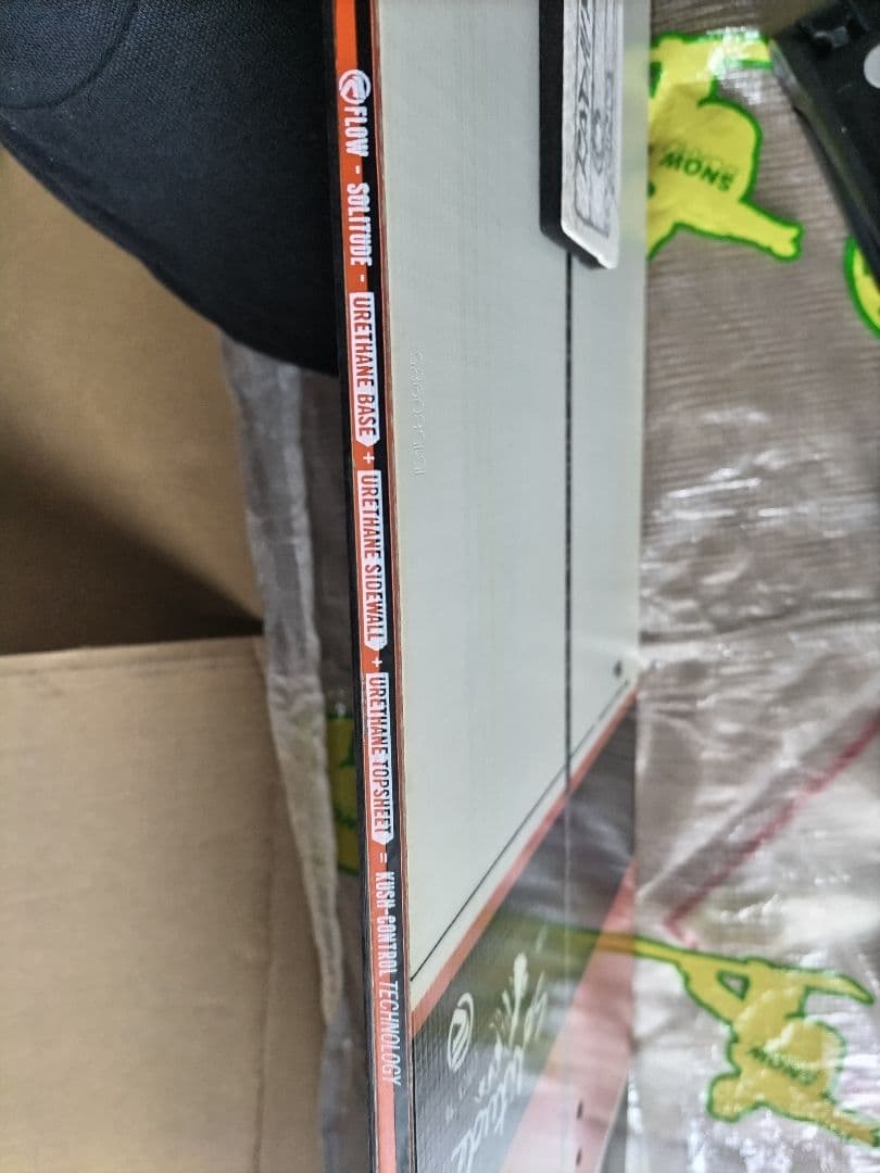 Flow Solitude スノーボード 158cm　パウダーボード