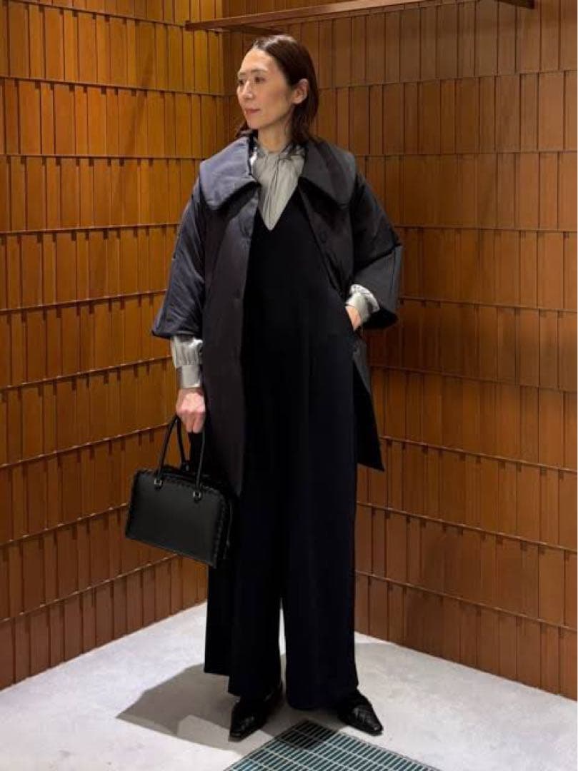 極美品 ボールジィ ジョーゼットジャージー Vネックオールインワン ネイビー