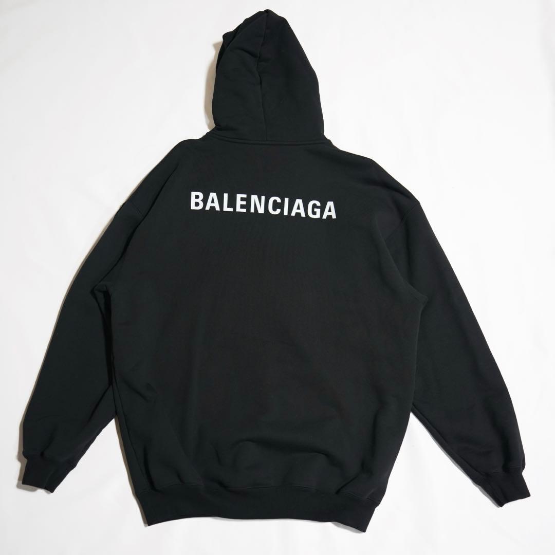 【古着】バレンシアガ　バックロゴ入りパーカー プリント ブラック