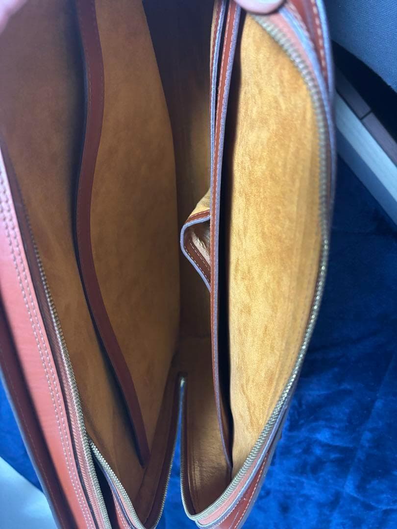 ルイヴィトン ビジネスバッグ エピ M54513