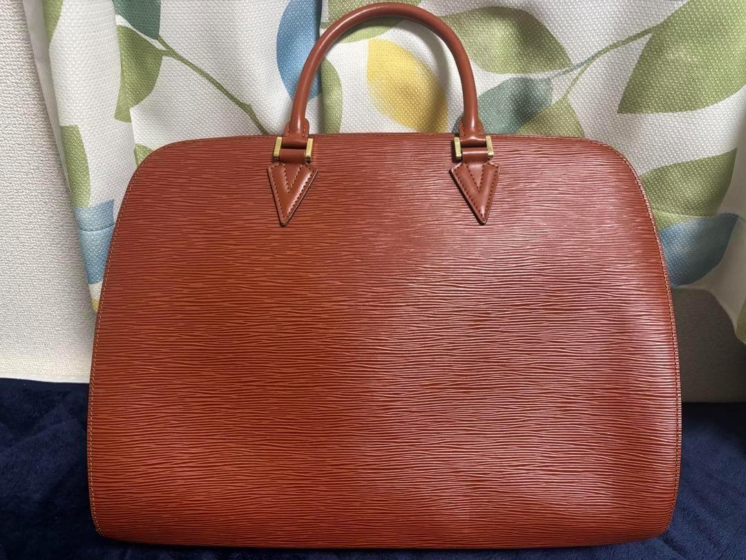 ルイヴィトン ビジネスバッグ エピ M54513