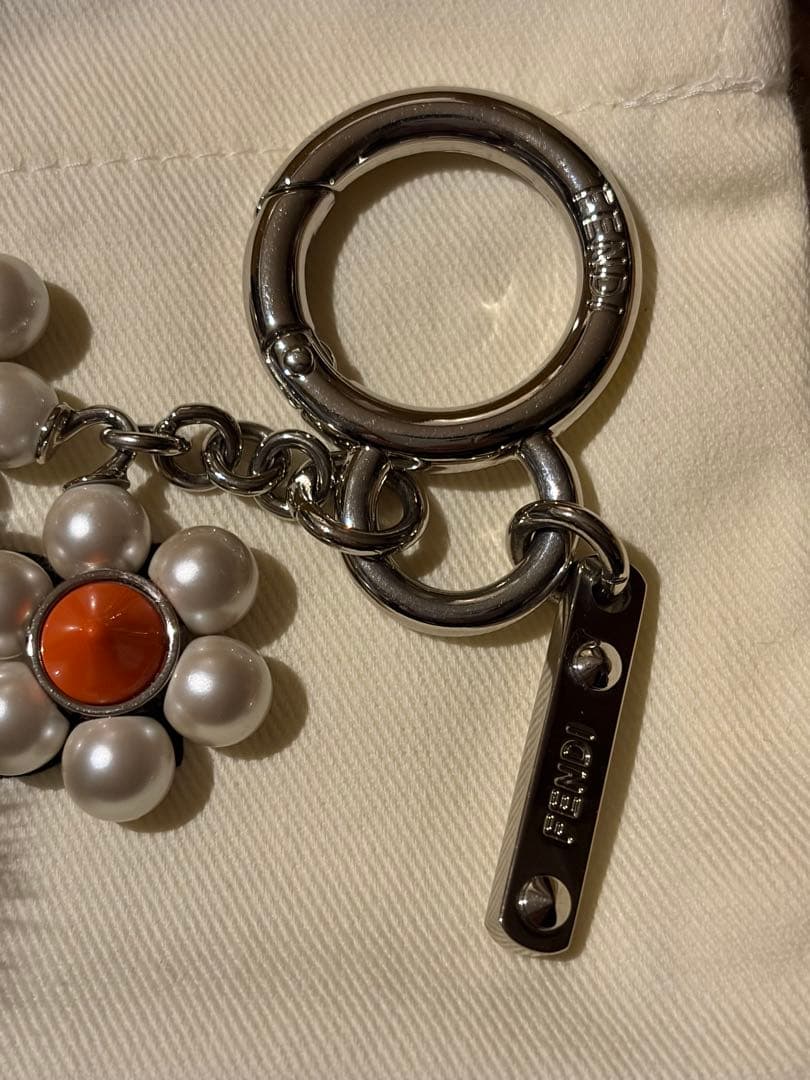 FENDI フェンディ チャーム バッグバグズ モンスター スタッズ メタル