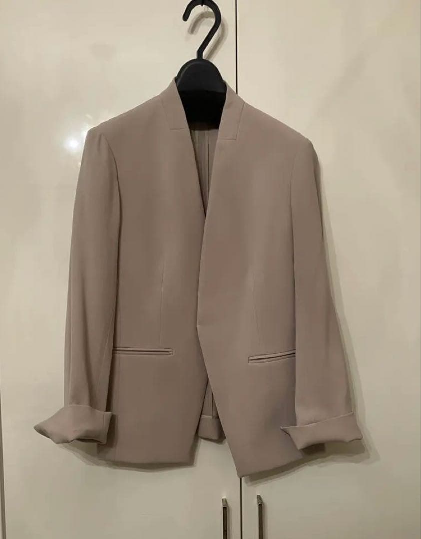 セオリーリュクス　ベージュ ノーカラージャケット38