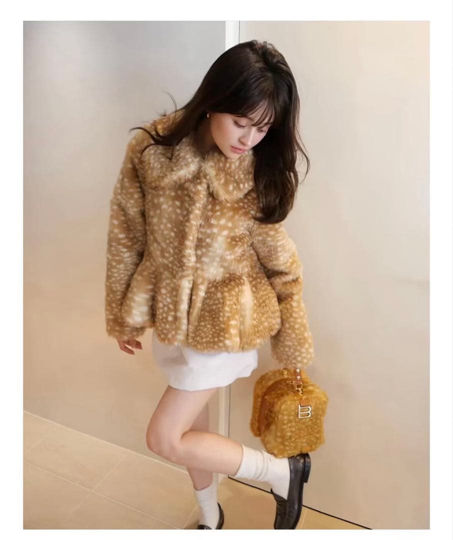 ジャケット・アウター bibiy. DORA PEPURAMU FUR COAT