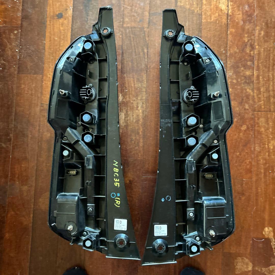 ホンダN BOX カスタムテールランプ 左右セット