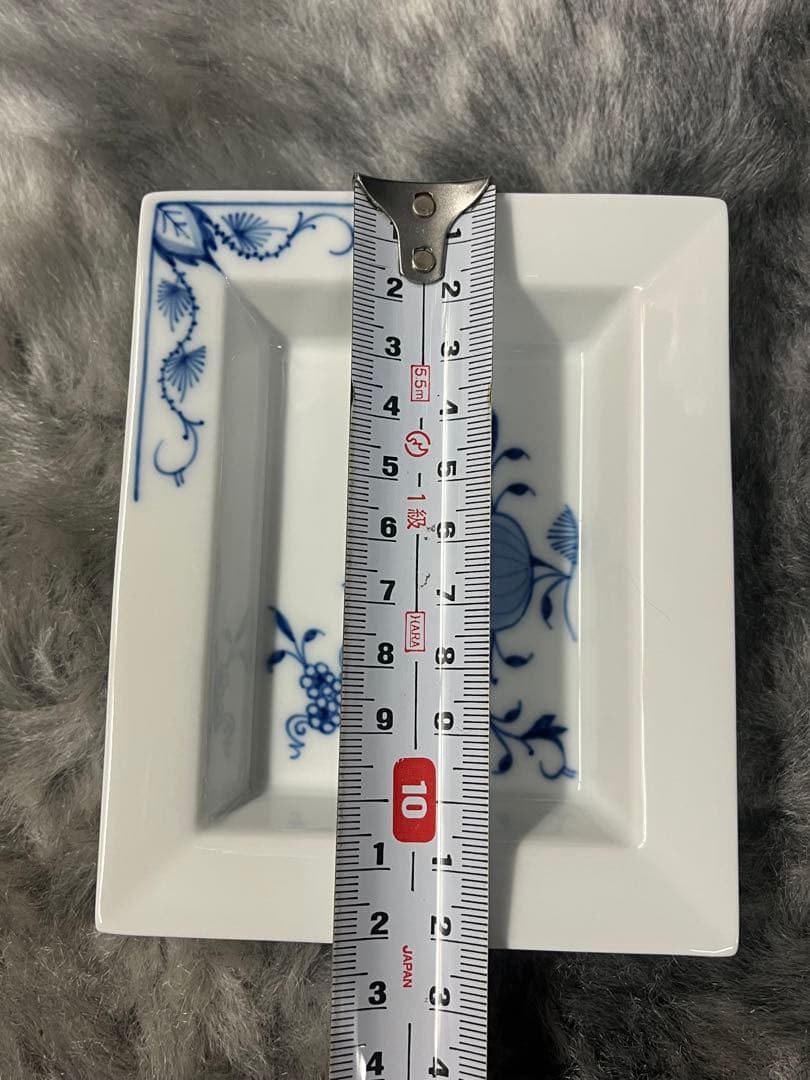 ドイツ名窯マイセンMeissen「ブルーオニオン」青花柄シリーズの角皿　2枚