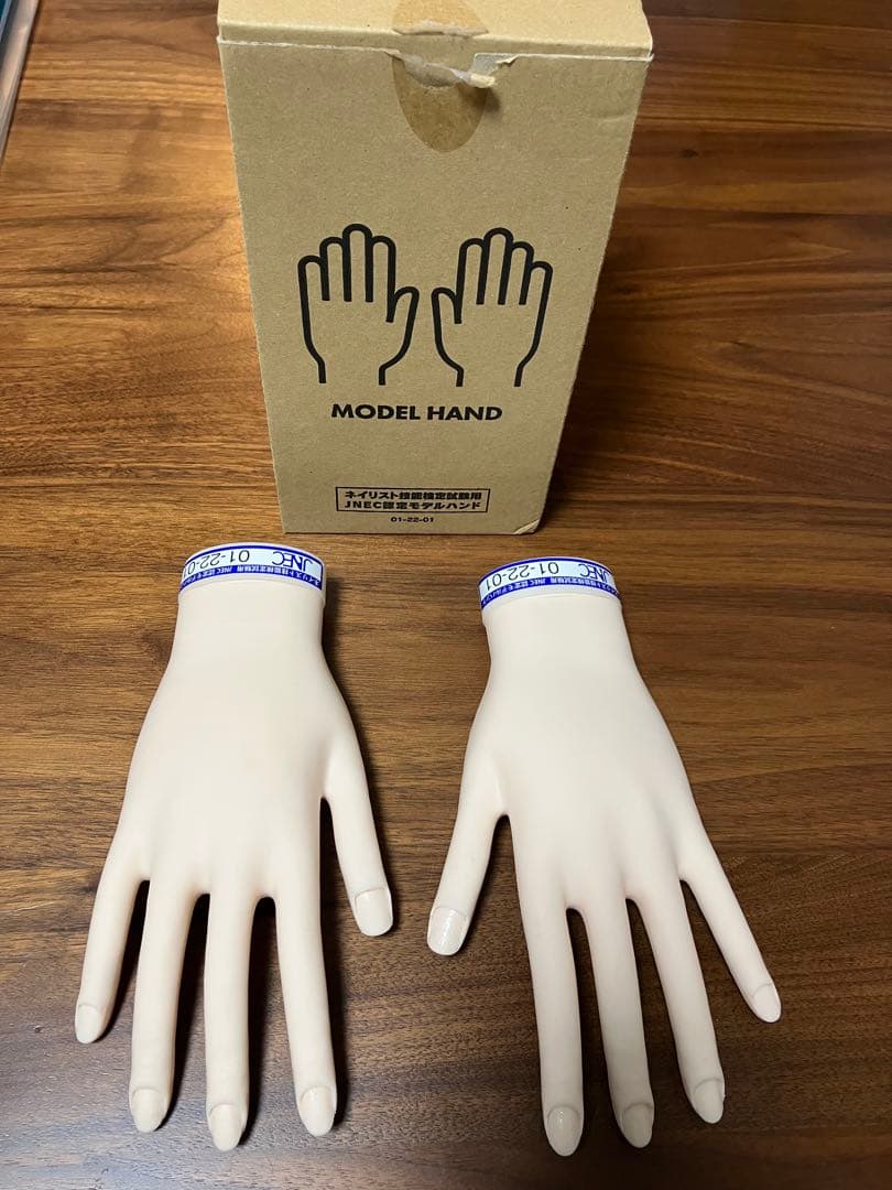 1度のみ使用極美品【JNEC認定モデルハンド 】STモデルハンド骨折なしチップ付