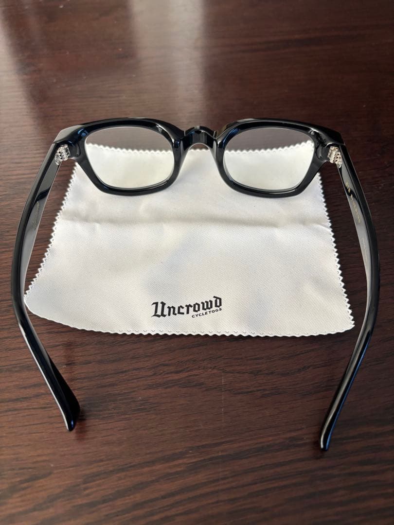 アンクラウド ビッグブルーバード ブラックフレーム × 調光レンズ