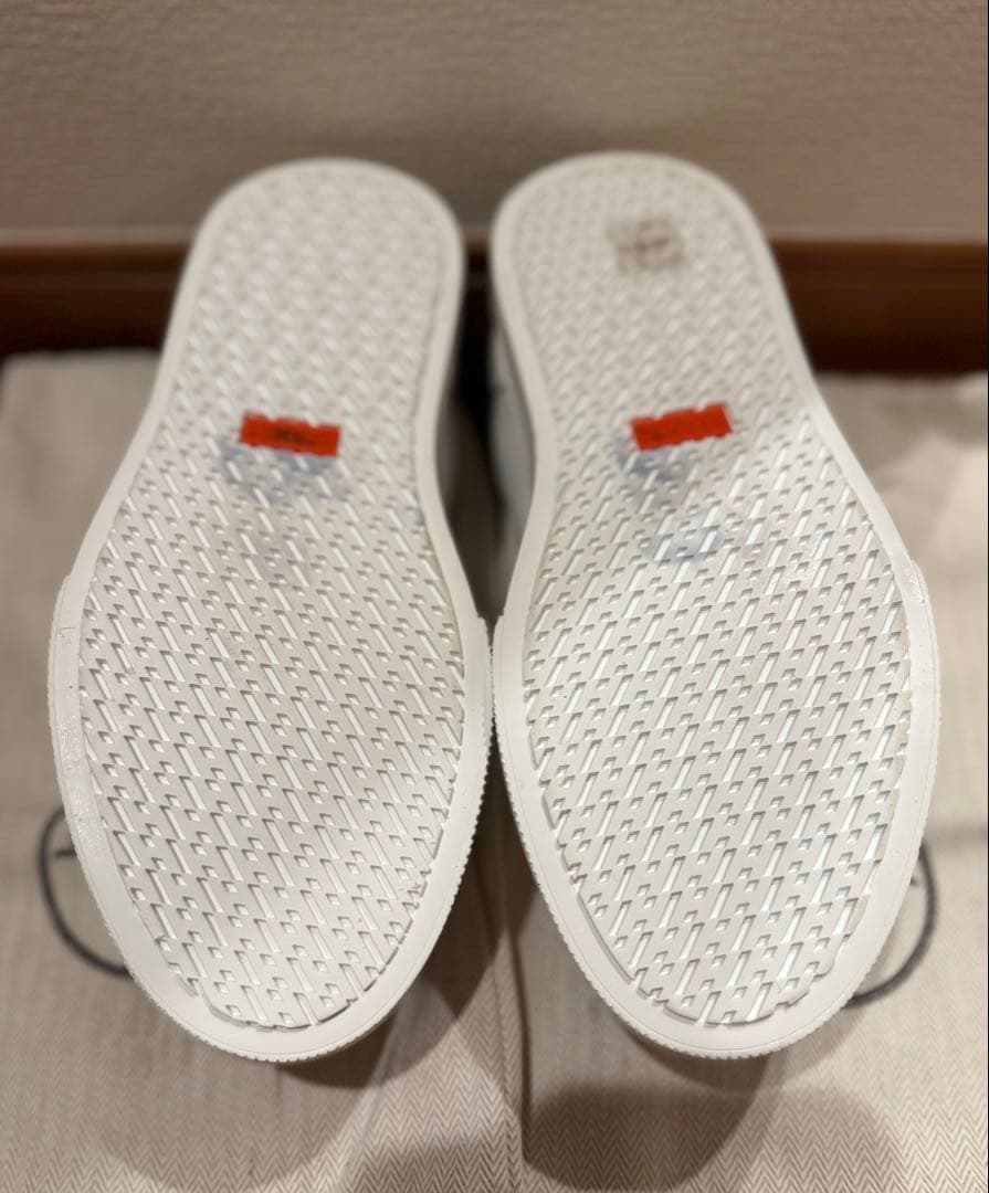 期間限定SALE✨HERMES ホワイト レザー スニーカー　23cm