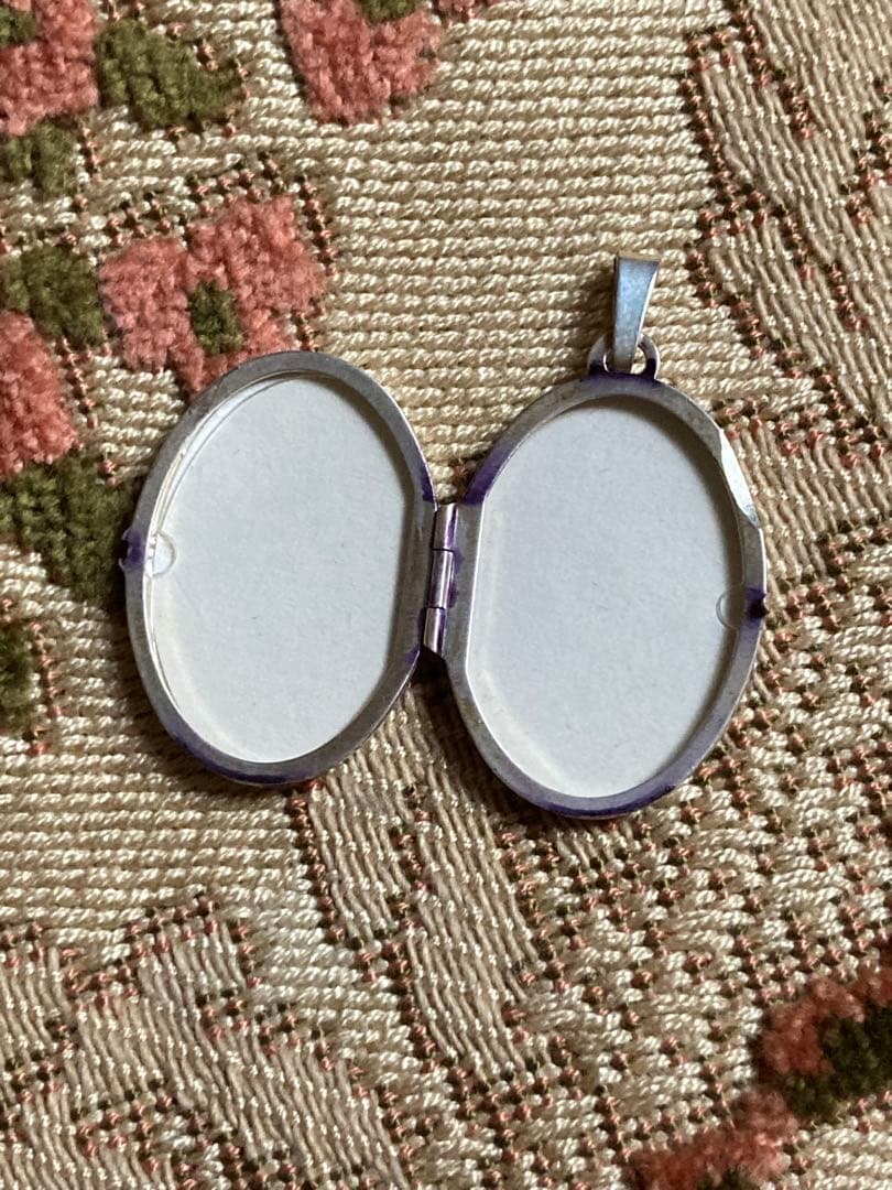 ヨーロッパヴィンテージ◎ロケットチャーム 花模様 ペンダントトップ