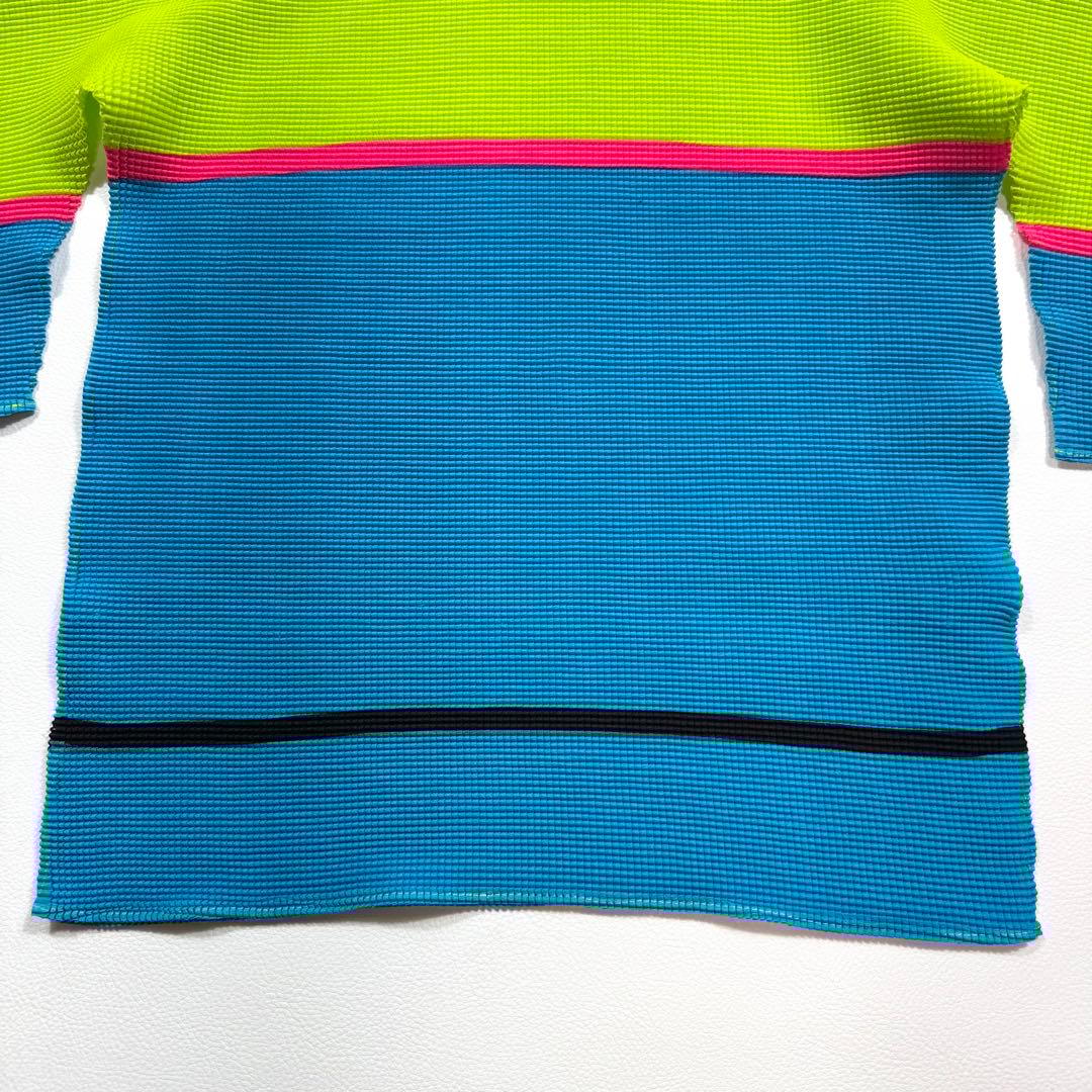 【美品】me ISSEY MIYAKE カットソー ワッフルプリーツ ハイネック