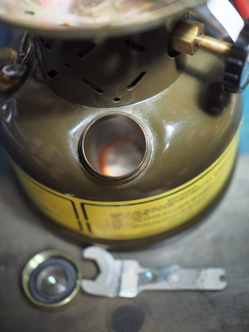 1986年 Coleman252 USミリタリーランタン （GIランタン）u15