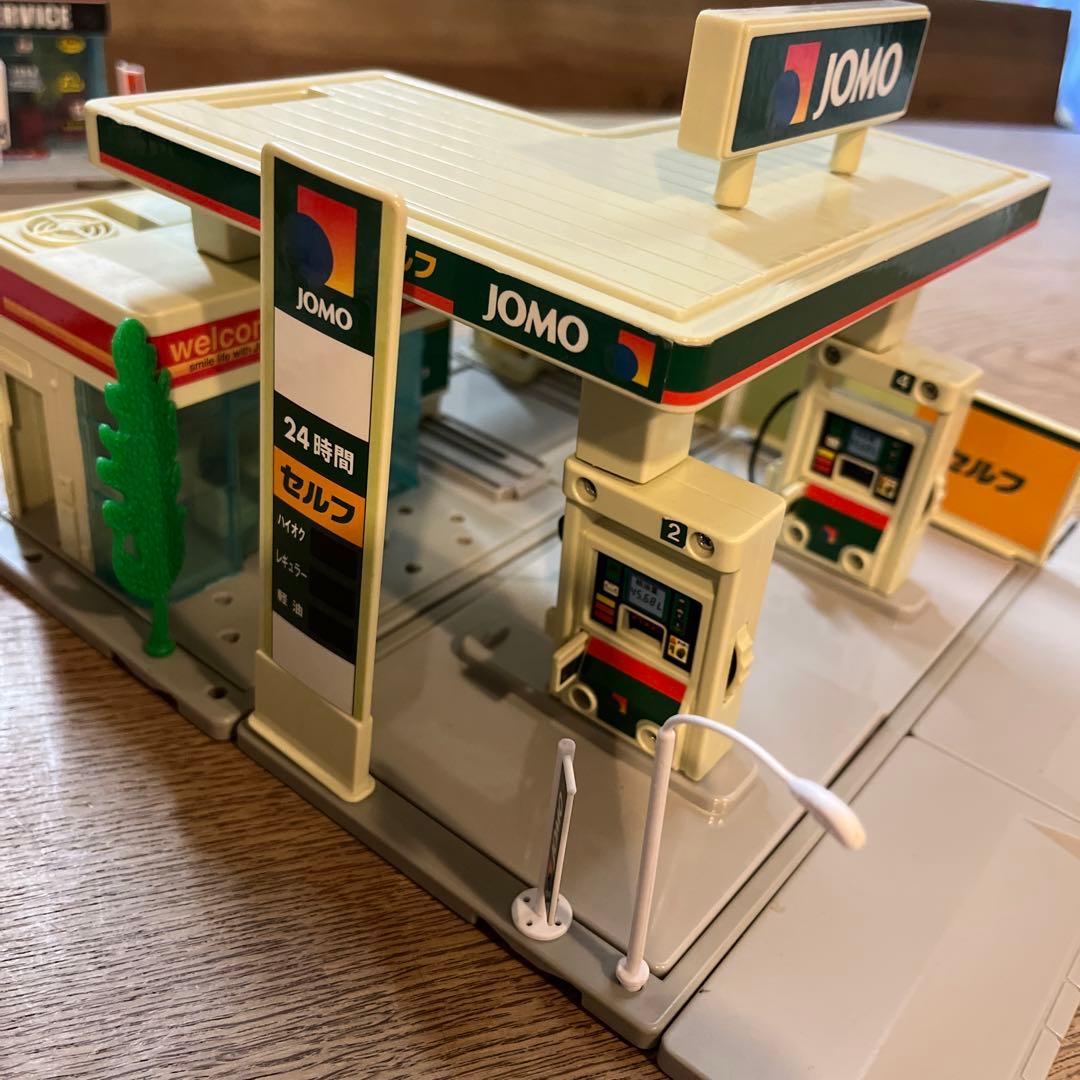 トミカタウン　ガソリンスタンドJOMO トミカ建設カーサービス駐車場　レア絶版