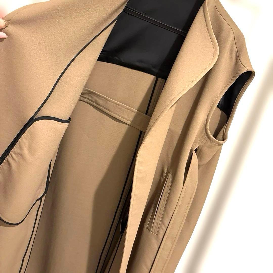 ELLIE⭐︎スリーブレスコートBEIGE