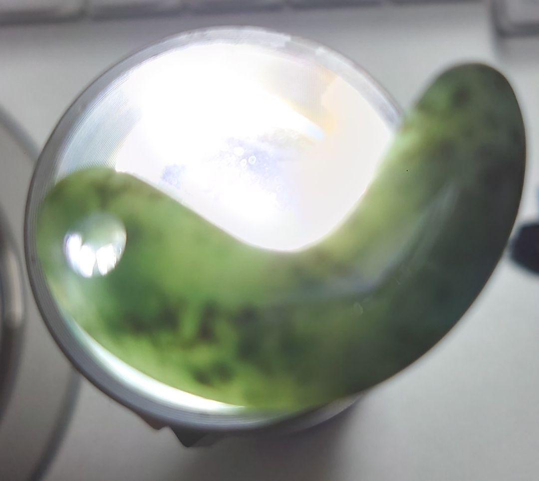 【7月末まで】糸魚川翡翠　勾玉　スレンダー