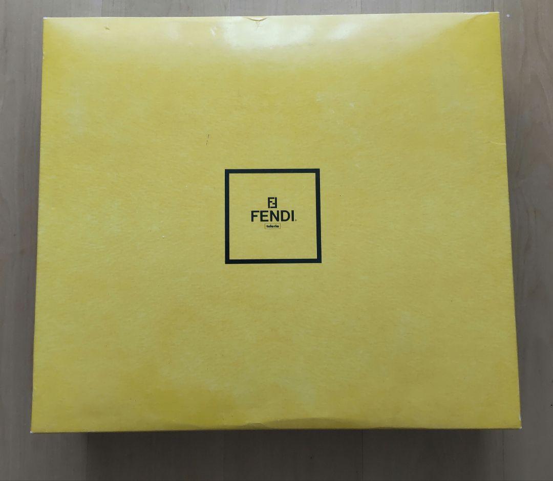 FENDI　フェンディ　ニューマイヤー　ハーフ毛布　未使用新品箱付
