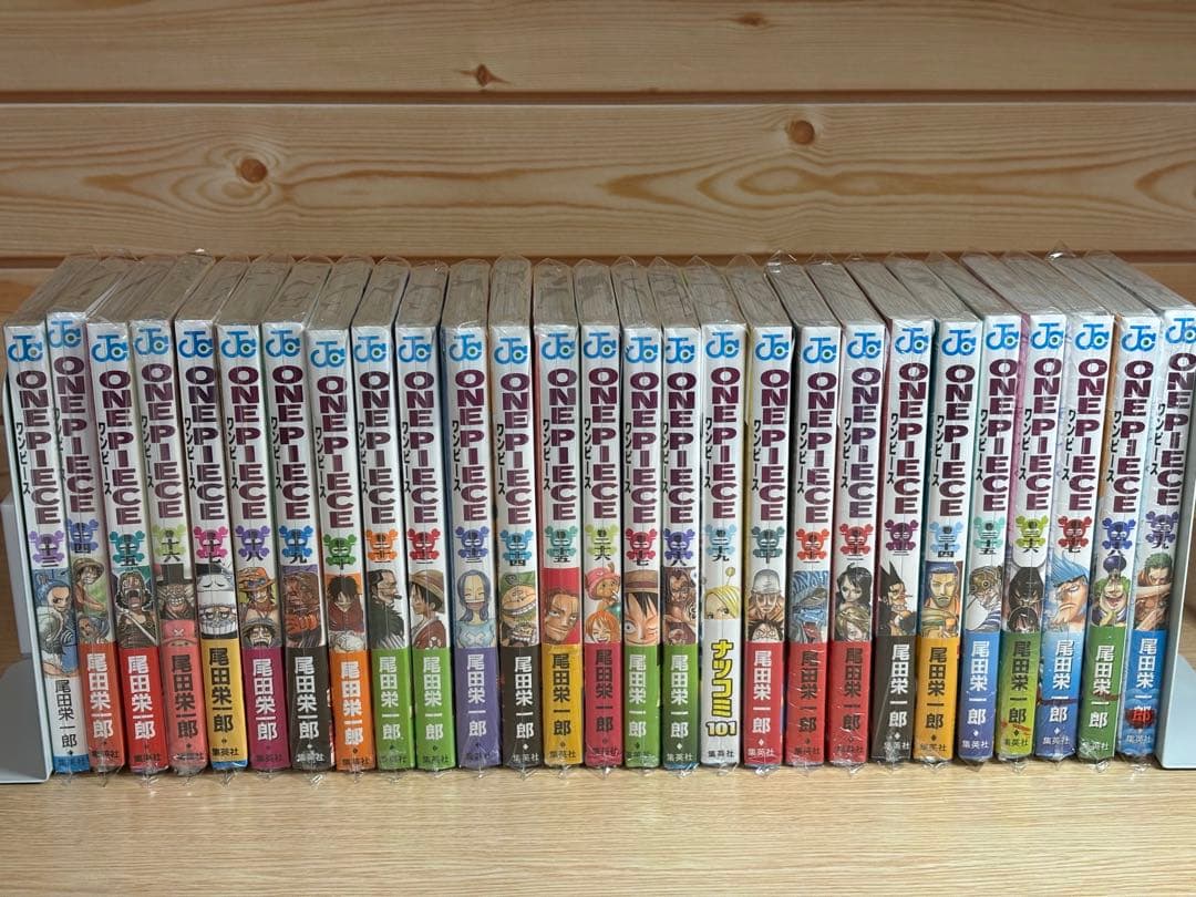初版 シュリンク付ONE PIECE ワンピース 13-113巻(抜けあり)
