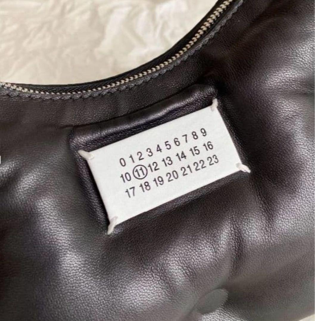 メゾンマルジェラ風ショルダーバッグ　MAISON MARGELA