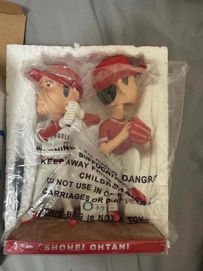 大谷翔平 二刀流OHTANI DOUBLE BOBBLEHEAD