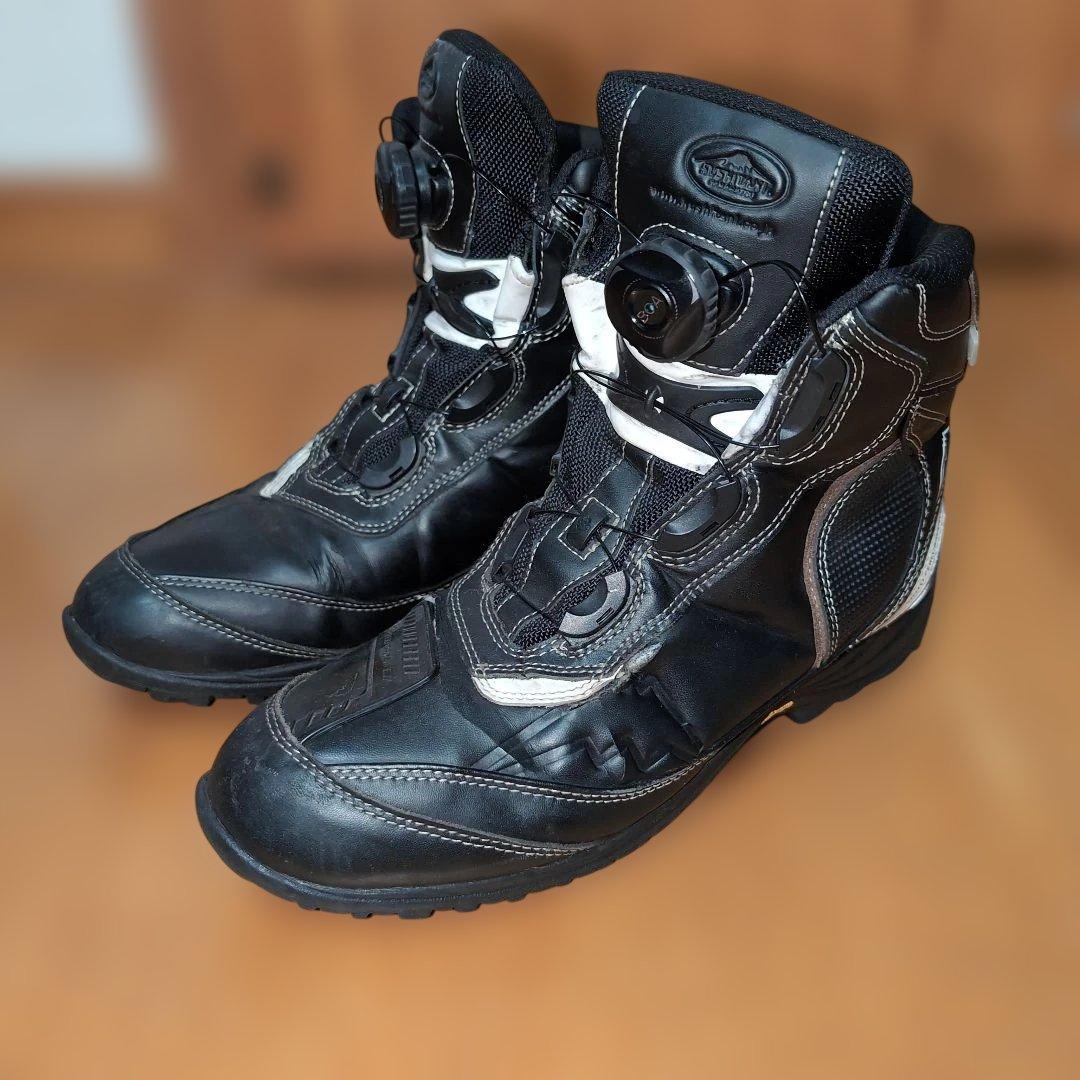 クシタニ　アドーネシューズ