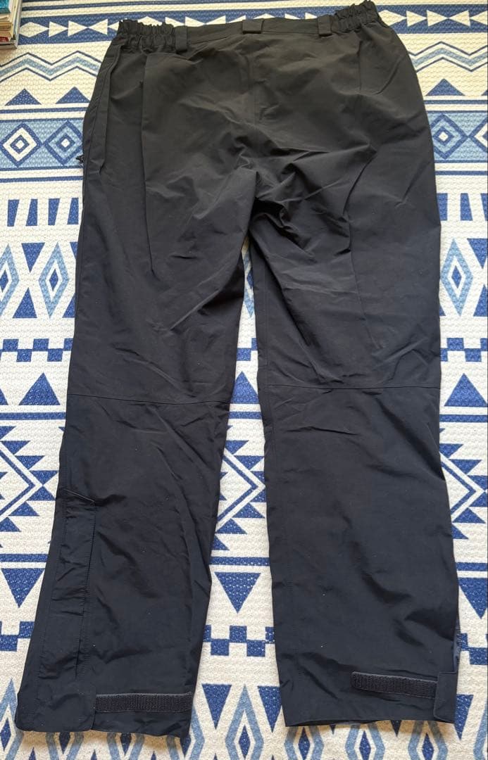 最終値下【格安】ダイワ ゴアテックス パンツ