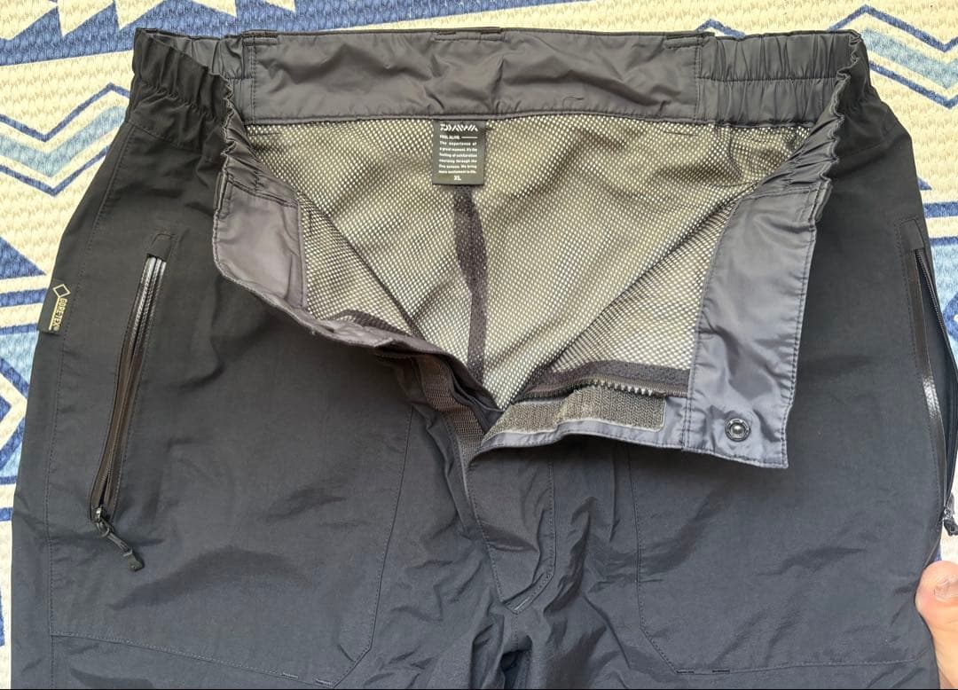 最終値下【格安】ダイワ ゴアテックス パンツ