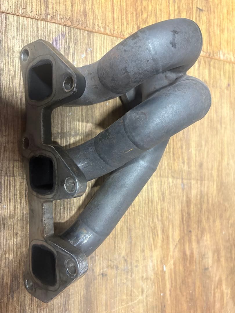 【期間限定値引き】トライフォース JA11 ジムニー 等長 エキマニ 当時