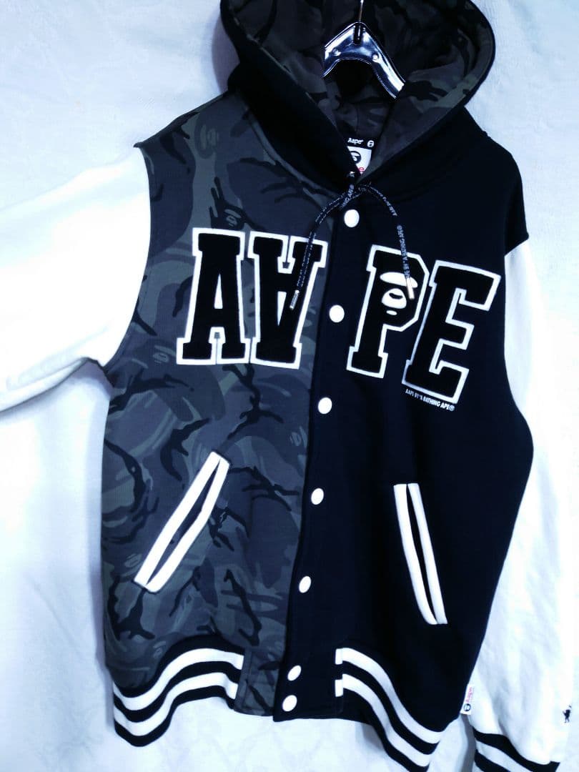 A BATHING APE フード付き スタジャン ブルゾン ジャンパー 迷彩