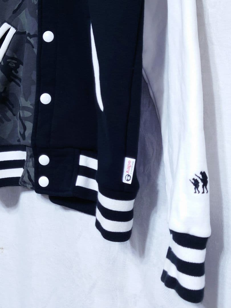 A BATHING APE フード付き スタジャン ブルゾン ジャンパー 迷彩