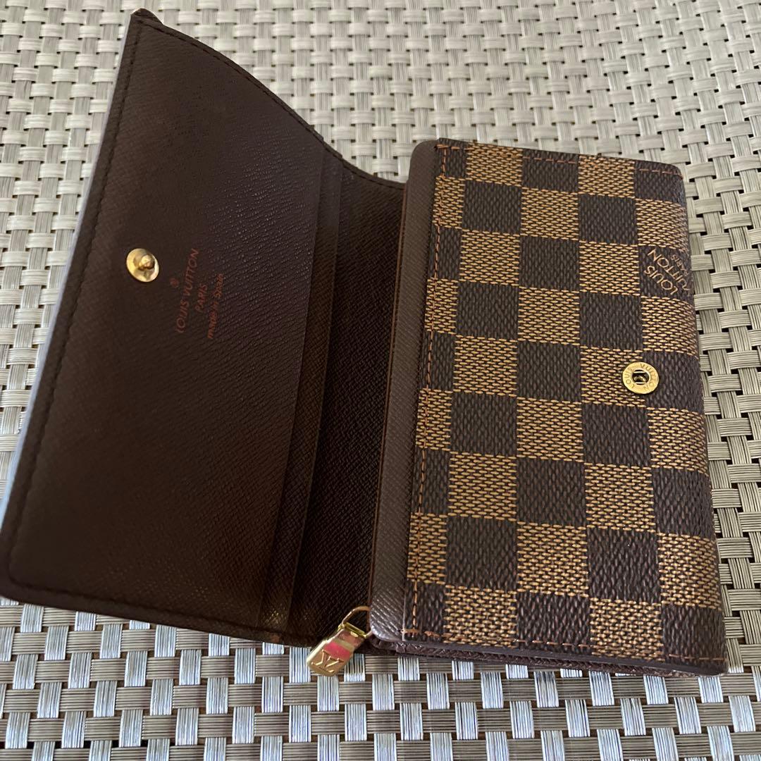 財布　ルイヴィトンダミエ