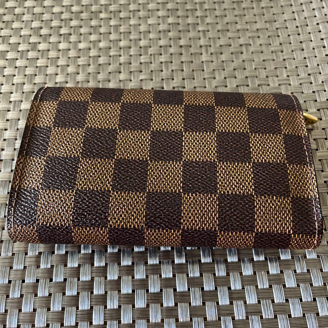 財布　ルイヴィトンダミエ