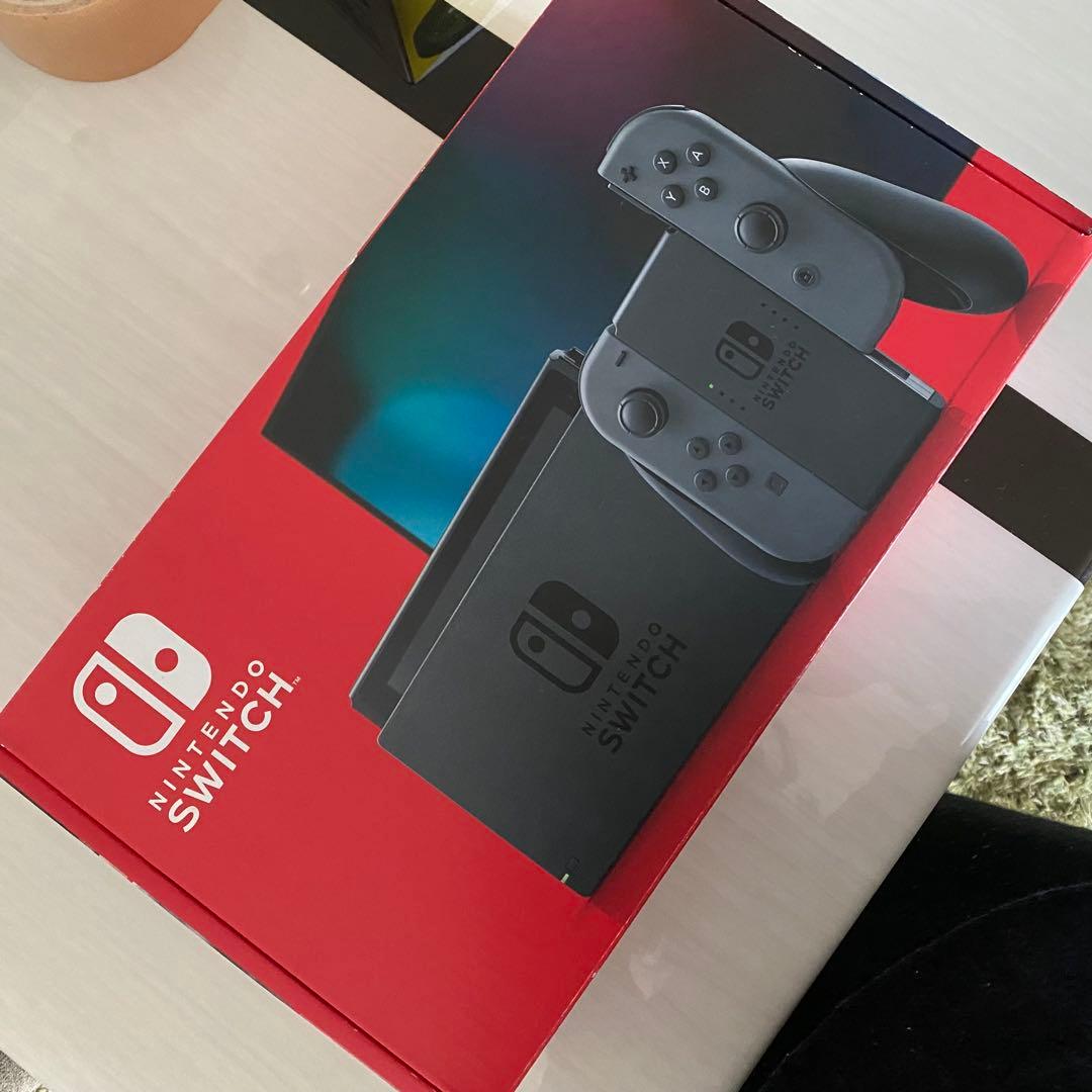 【早い者勝ち】Nintendo Switch 本体 ブラック Joy-Con付き