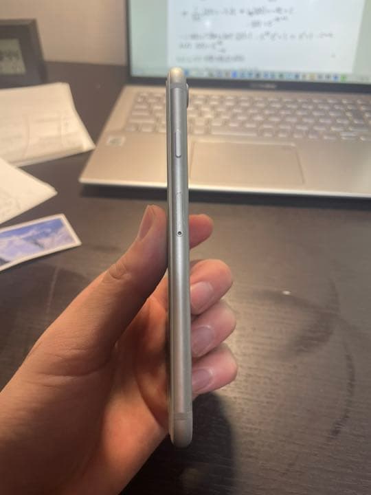 iPhone7 128G シルバー