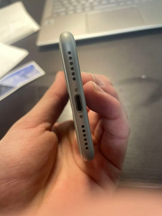 iPhone7 128G シルバー