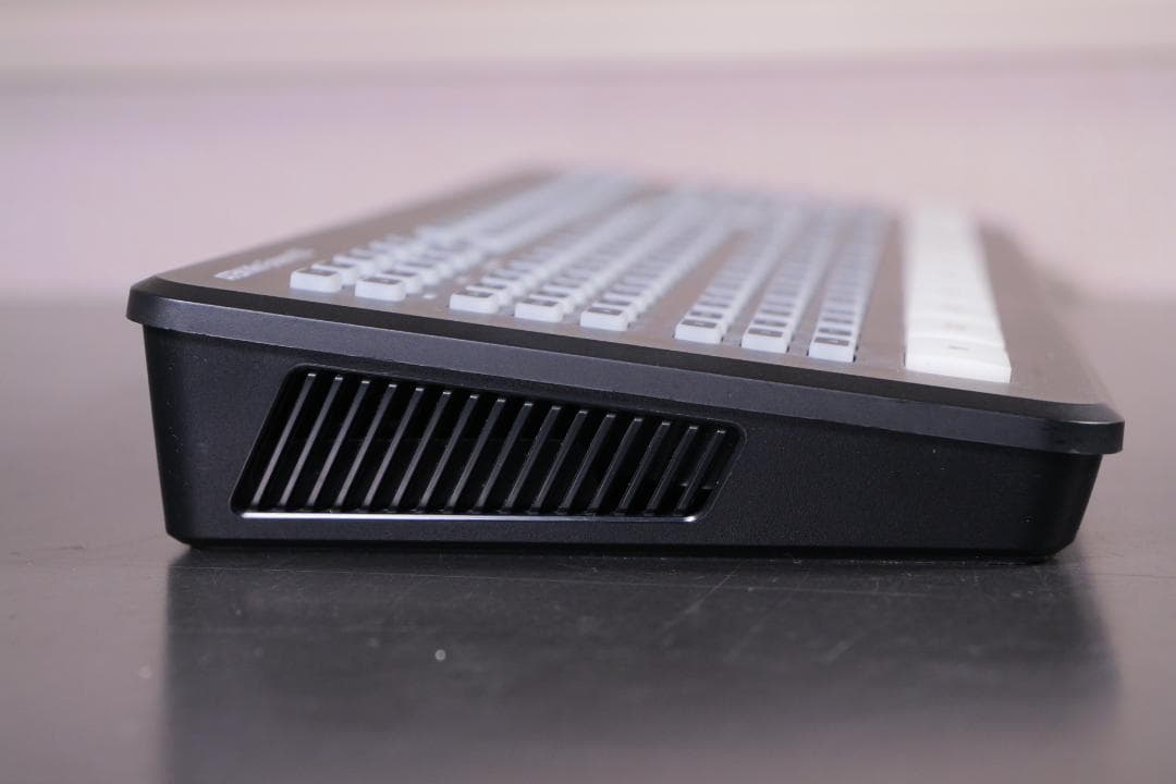 ATEM Mini Extreme ISO ケース付き ビデオスイッチャー