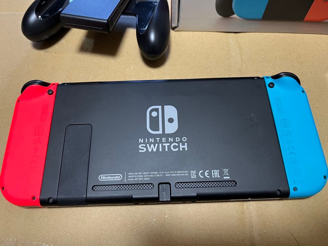 Nintendo Switch 青/赤 本体