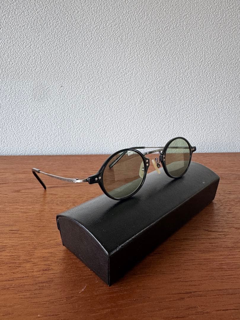 金子眼鏡クラシックラウンドメタルサングラス