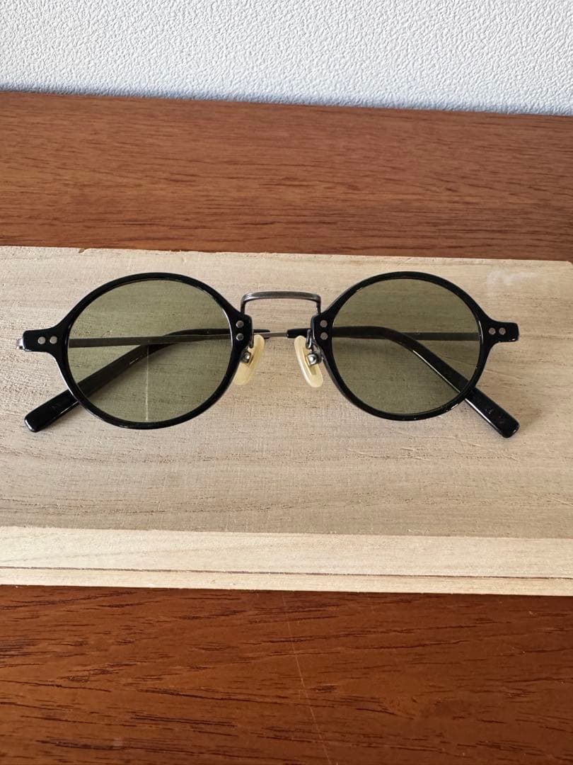 金子眼鏡クラシックラウンドメタルサングラス