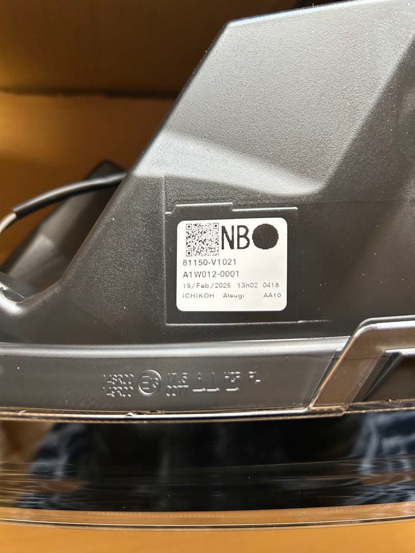 【新品】トヨタ ノア 90系 左ヘッドライト