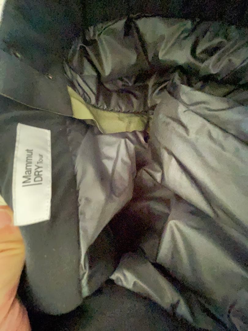 ＭAMMUTスノーボードパンツ オリーブグリーン