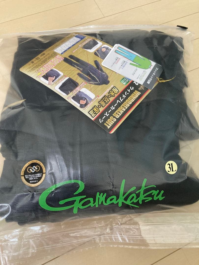 新品未使用　がまかつ　ウィンドブレーカースーツ　サンライン釣武者磯釣りフカセ