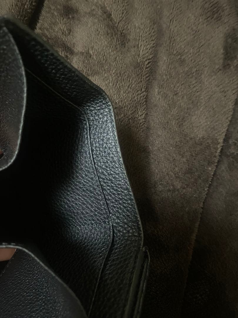 FENDI セレリア 三つ折り財布　小銭入れつき