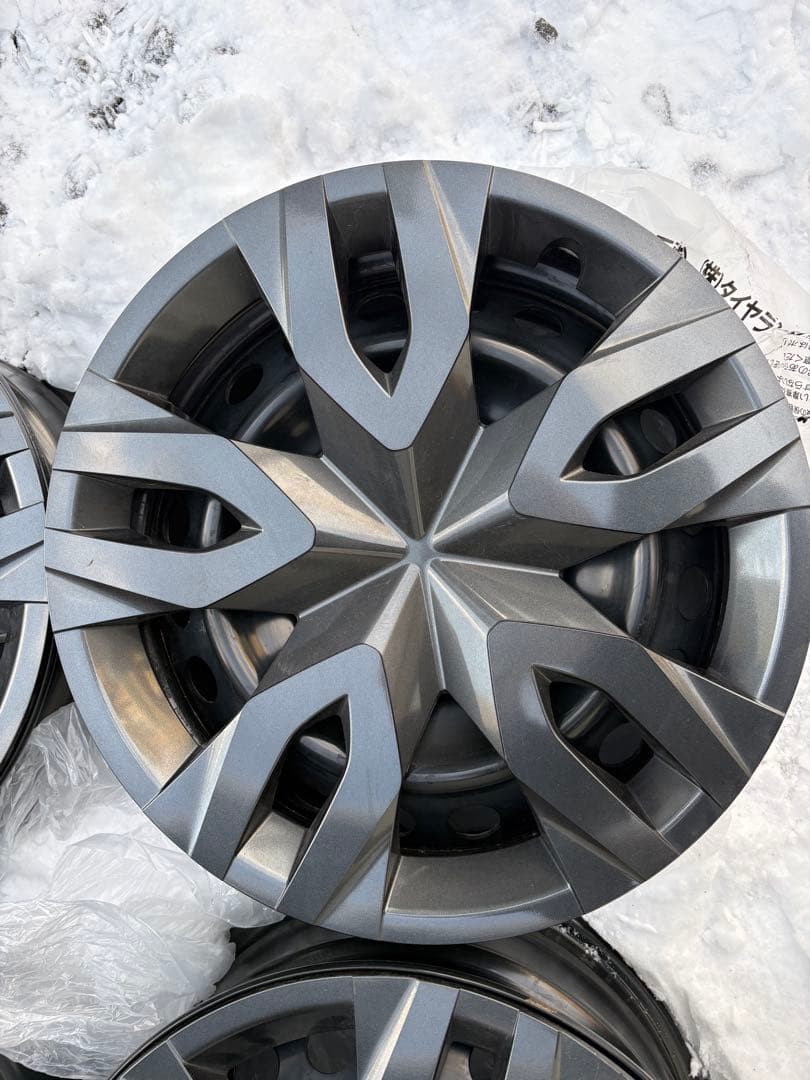 17インチ 60プリウストヨタ純正ホイール キャップとスチールホイール4個セット