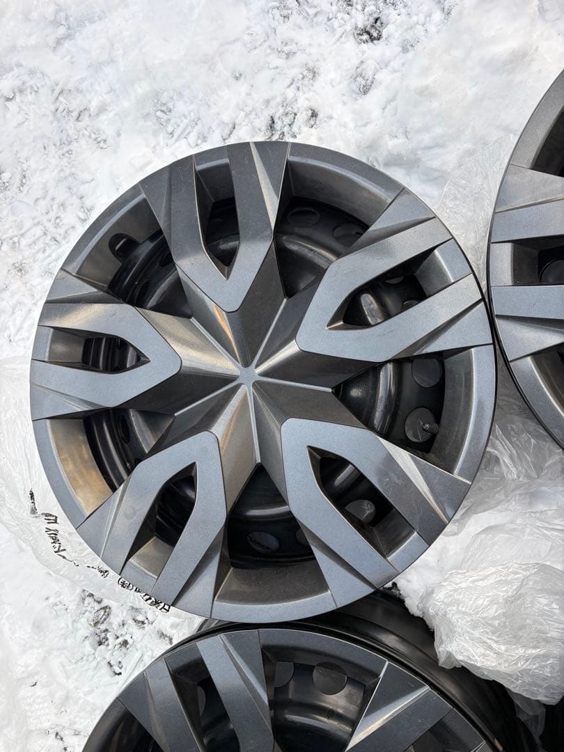 17インチ 60プリウストヨタ純正ホイール キャップとスチールホイール4個セット