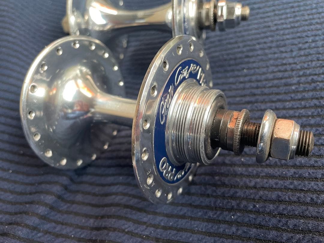 NJS YOSHIGAI GRANCOMPE ハブ　120mm 競輪　ピスト