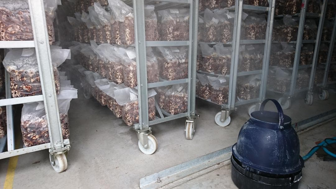 遠心式加湿器MT5500型　3,500cc/時の大噴霧量