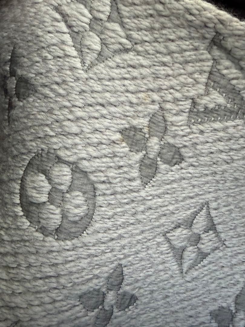 Louis Vuitton グレー マフラー フリンジ付き